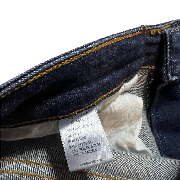 Judy Blue Dark Wash Button Up Waist Non Distressed Denim Shorts with Raw Hem XL - Picture 5 of 9